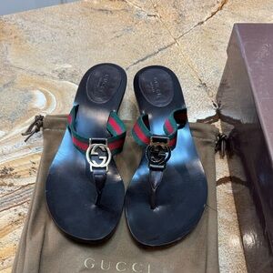 Gucci Black Sandals with Green and Red Accents